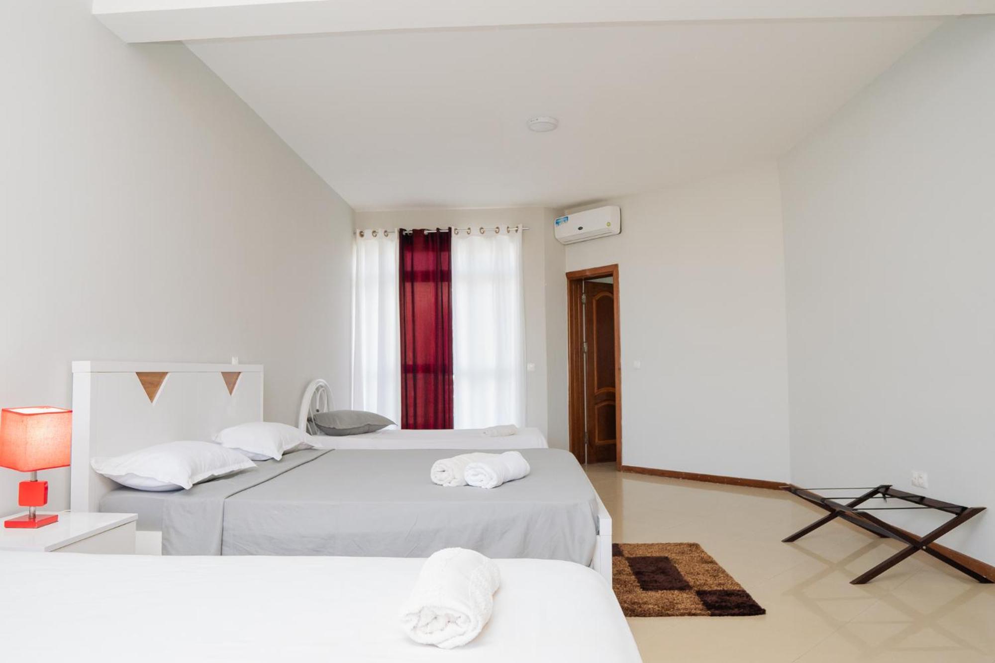 Praia Guest House Exterior foto